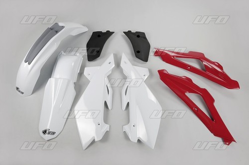Ufo plastics kit - plastics,